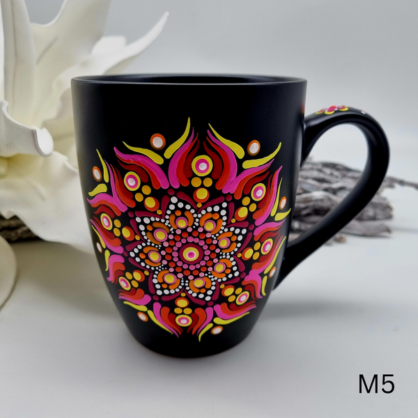 Mandala Porzellan-Tasse Jumbo 500ml handbemalt - mehrere Varianten